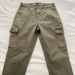 Jegging Cargo Pants - High Rise